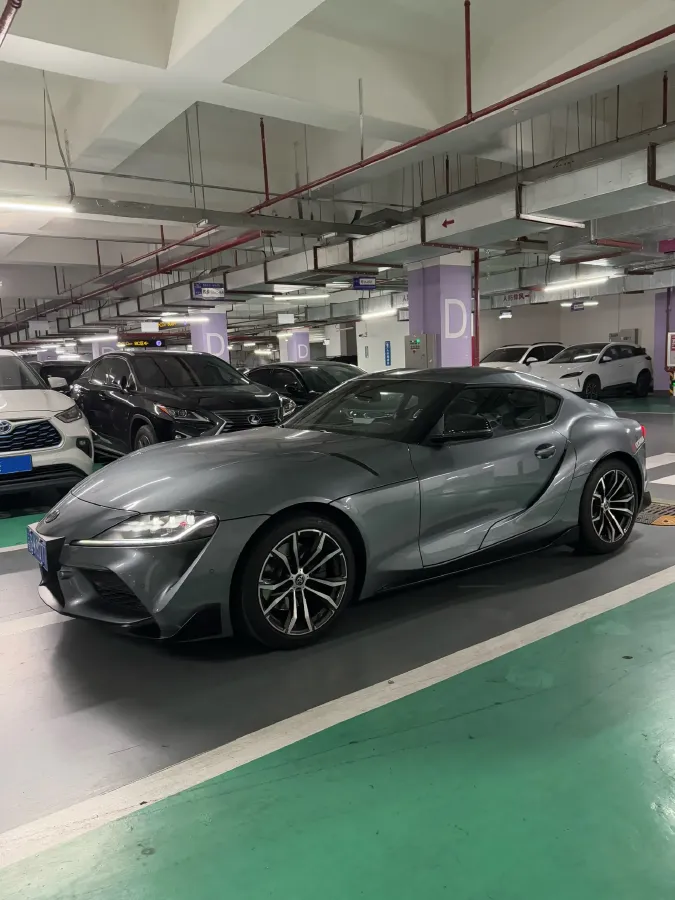2022 Toyota Supra 2.0T 197HP L4 8AT,autocango,china used car exporter,china ev exporter,chinese used car exporter,chinese used ev exporter