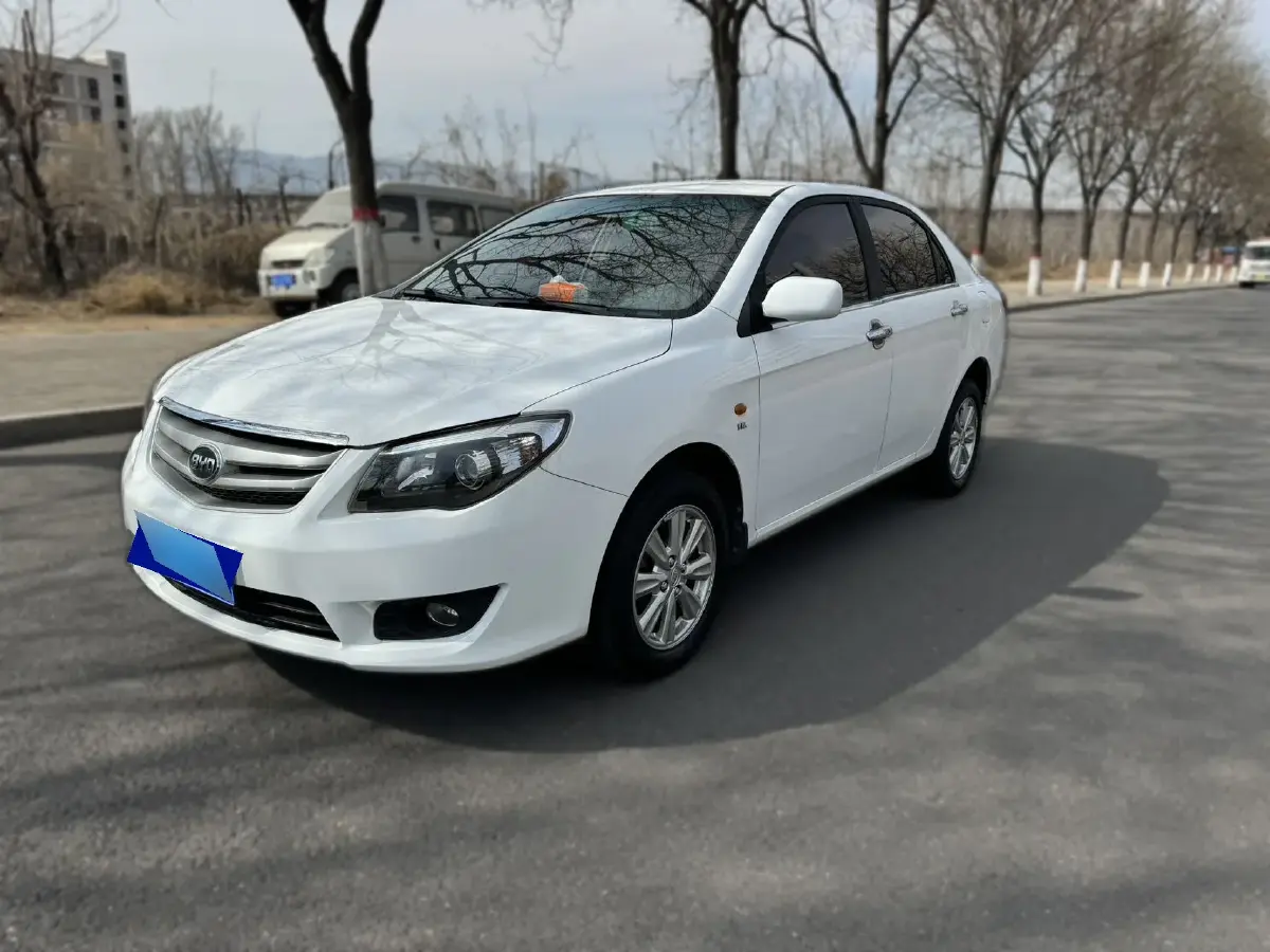 2012 BYD L3 1.5L 109HP L4 5MT