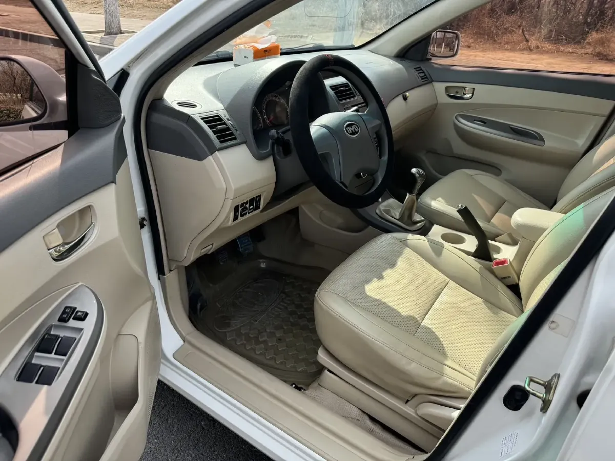 2012 BYD L3 1.5L 109HP L4 5MT,autocango,china used car exporter,china ev exporter,chinese used car exporter,chinese used ev exporter