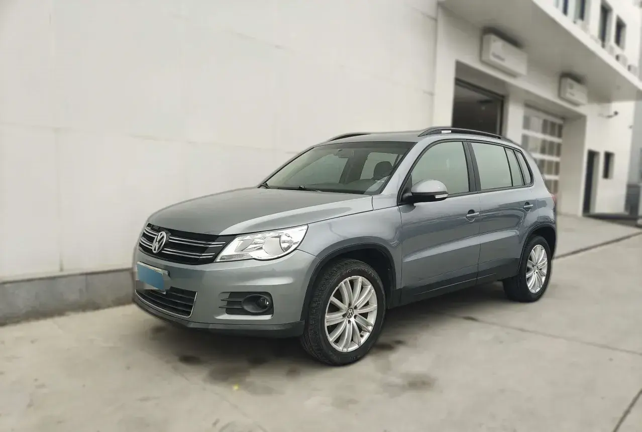 2010 Volkswagen Tiguan 1.8T 160HP L4 6AT