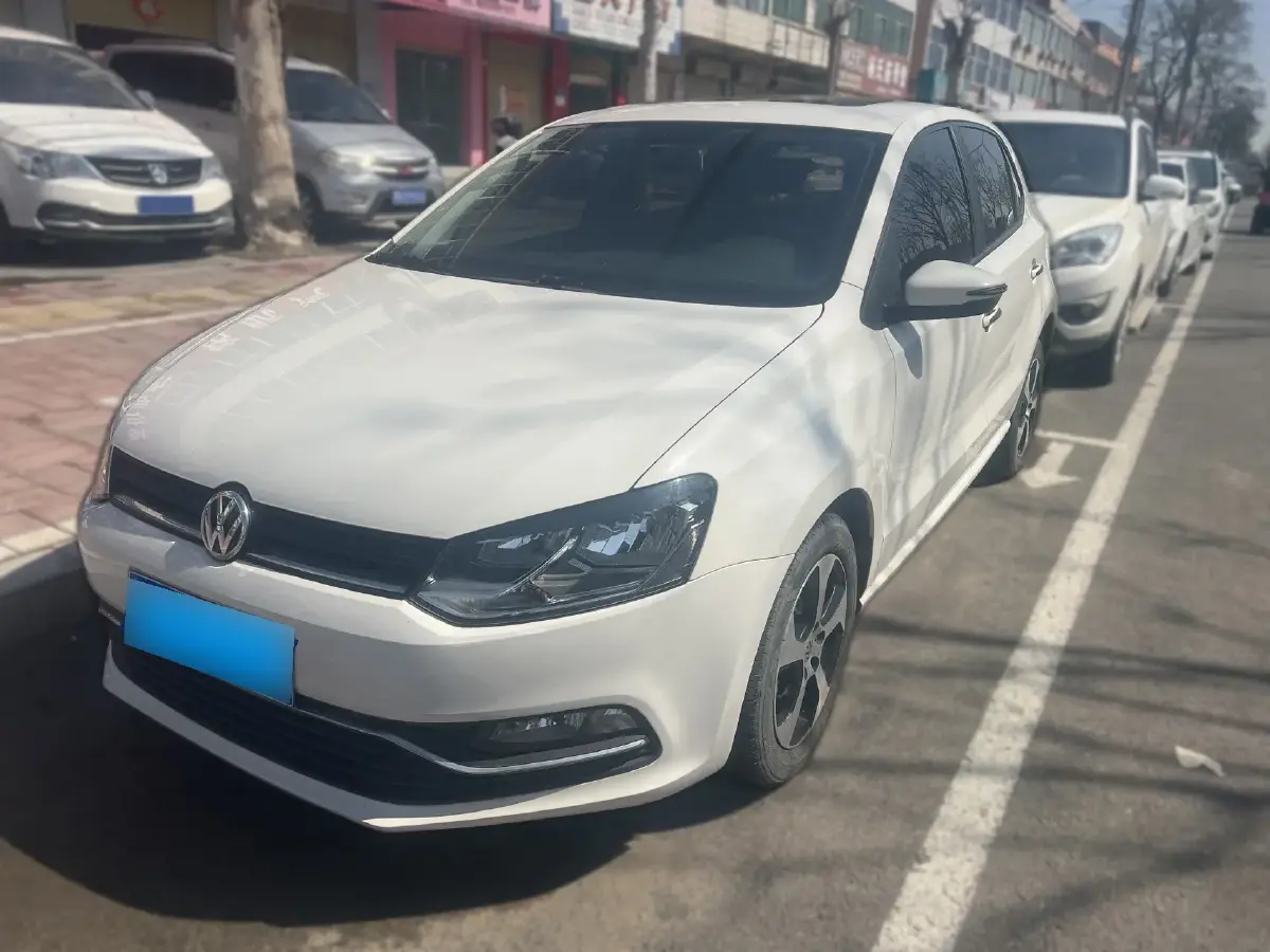 2018 Volkswagen Polo 1.5L 110HP L4 6AT