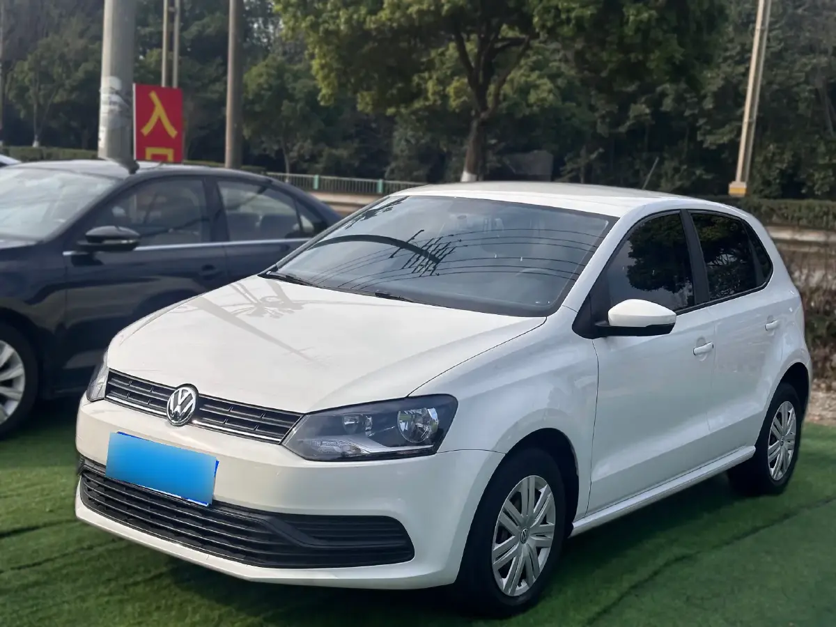 2018 Volkswagen Polo 1.5L 110HP L4 6AT