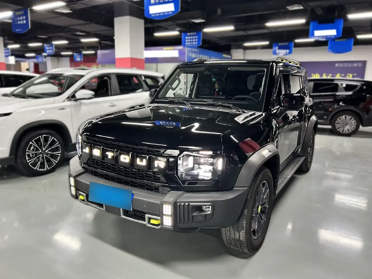 2023 Jetour Traveller 2.0T 254HP L4 7DCT