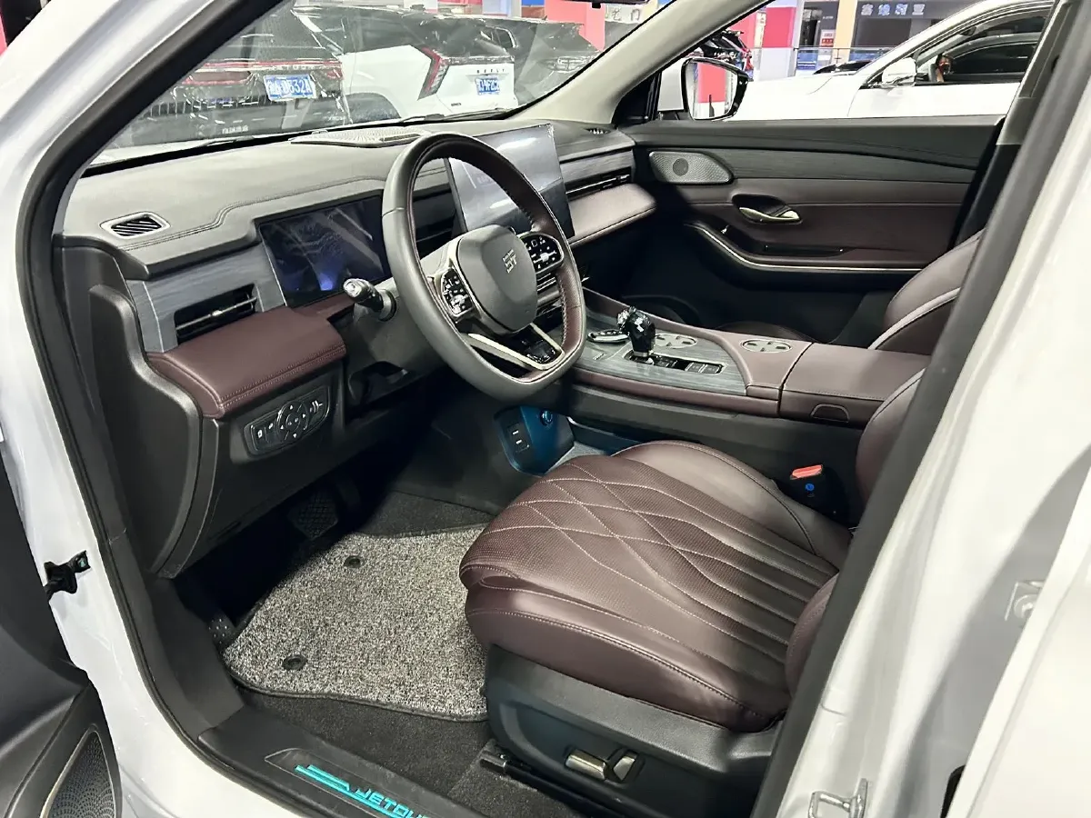 2024 Jetour X90 PRO 2.0T 254HP L4 7DCT,autocango,china used car exporter,china ev exporter,chinese used car exporter,chinese used ev exporter