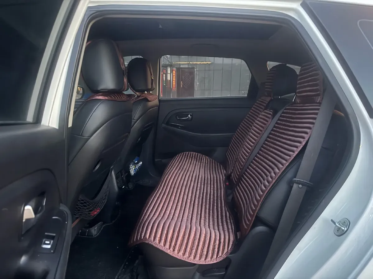 2013 Kia Carens 2.0L 152HP L4 6AT,autocango,china used car exporter,china ev exporter,chinese used car exporter,chinese used ev exporter