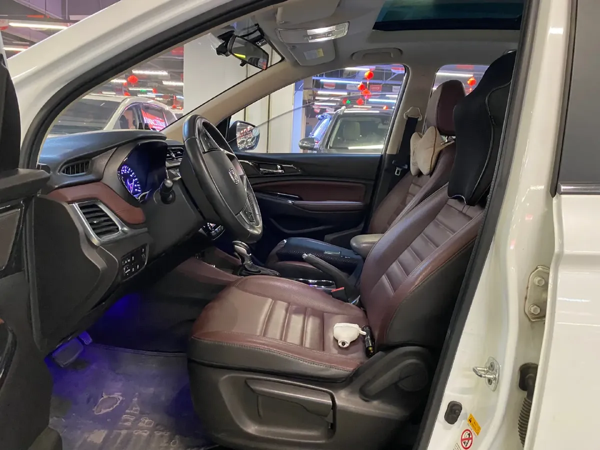 2017 ChangAn Linmax 1.5T 156HP L4 6AT,autocango,china used car exporter,china ev exporter,chinese used car exporter,chinese used ev exporter