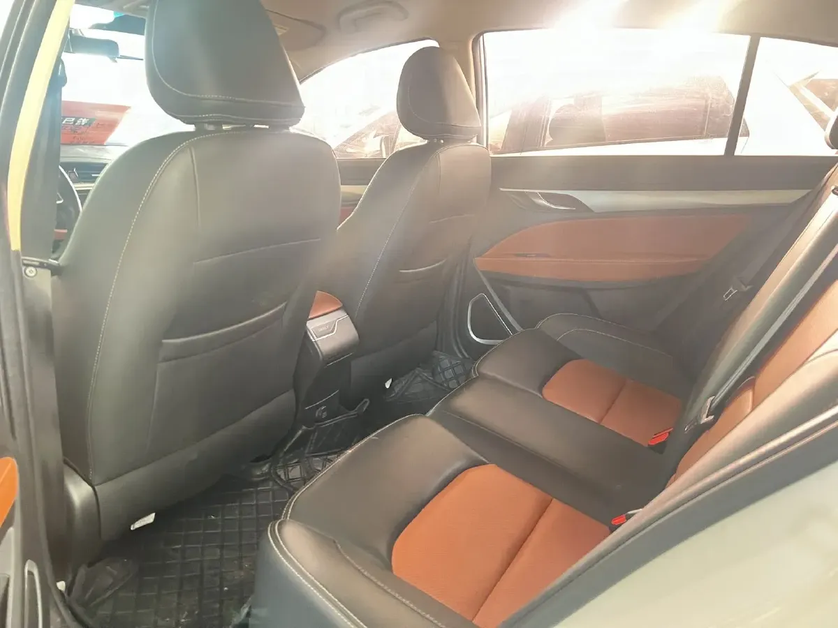 2018 Geely Vision S1 1.5L 109HP L4 5MT,autocango,china used car exporter,china ev exporter,chinese used car exporter,chinese used ev exporter