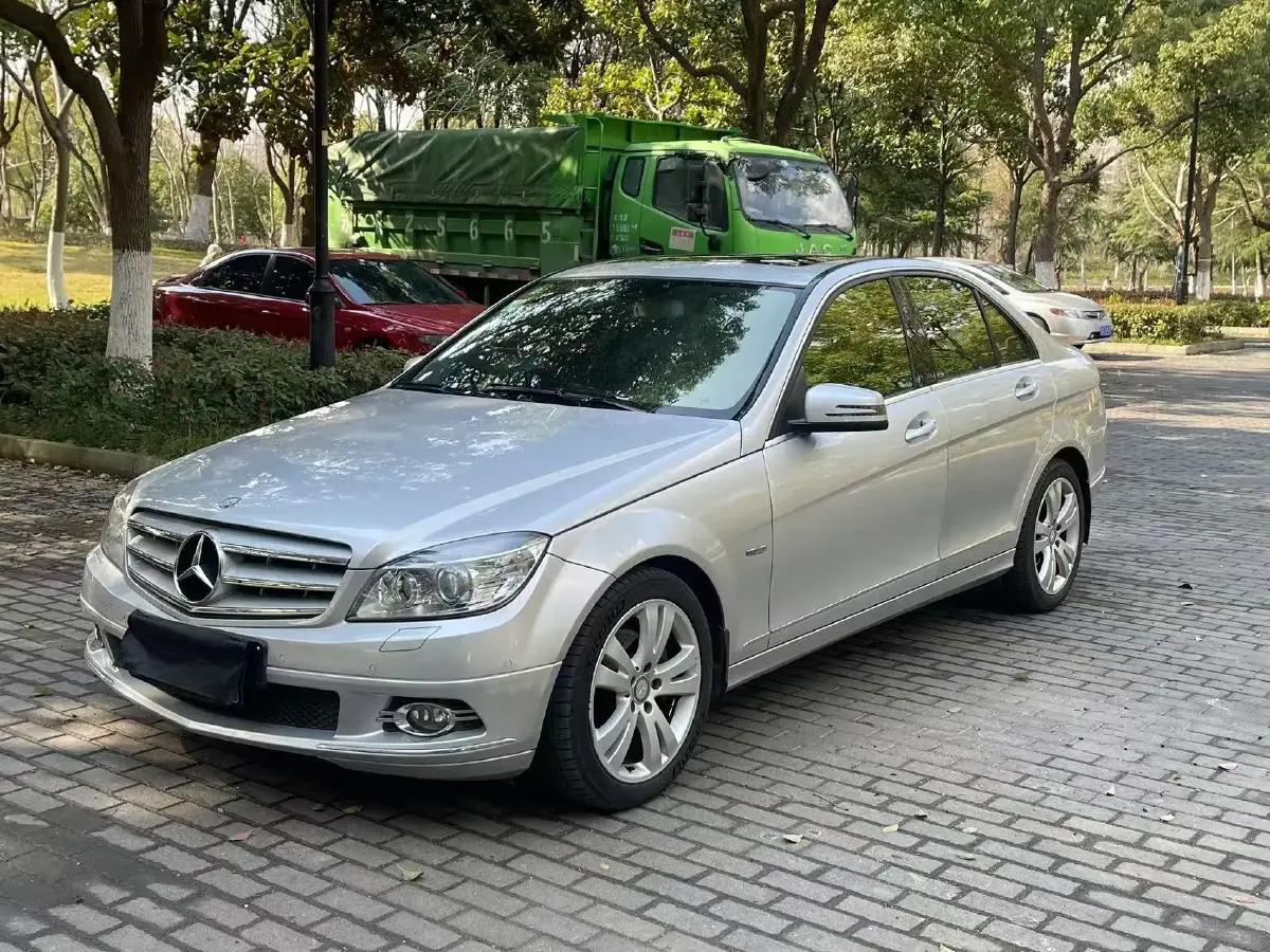 2011 Mercedes-Benz C Class 1.8T 184HP L4 7AT