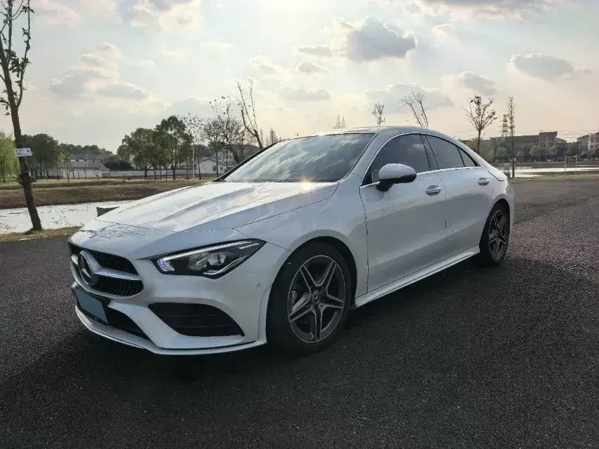 2022 Mercedes-Benz CLA Class 1.3T 163HP L4 7DCT