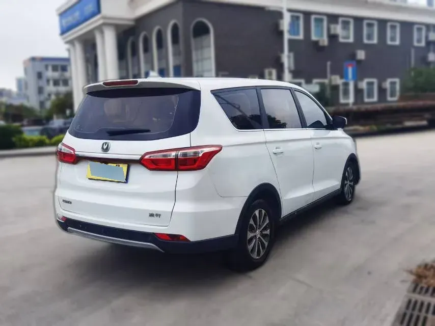 2017 ChangAn Linmax 1.6L 125HP L4 5MT,autocango,china used car exporter,china ev exporter,chinese used car exporter,chinese used ev exporter