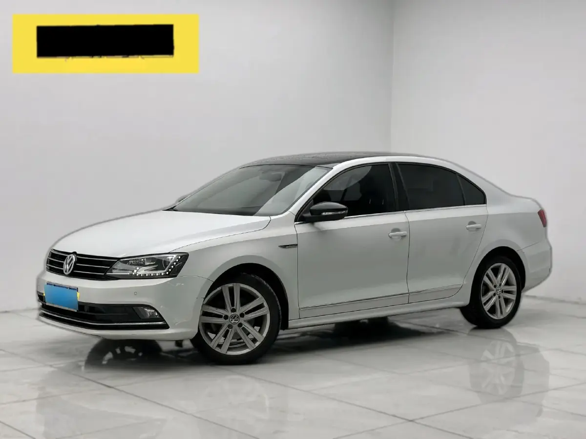 2018 Volkswagen Sagitar 1.4T 150HP L4 7DCT