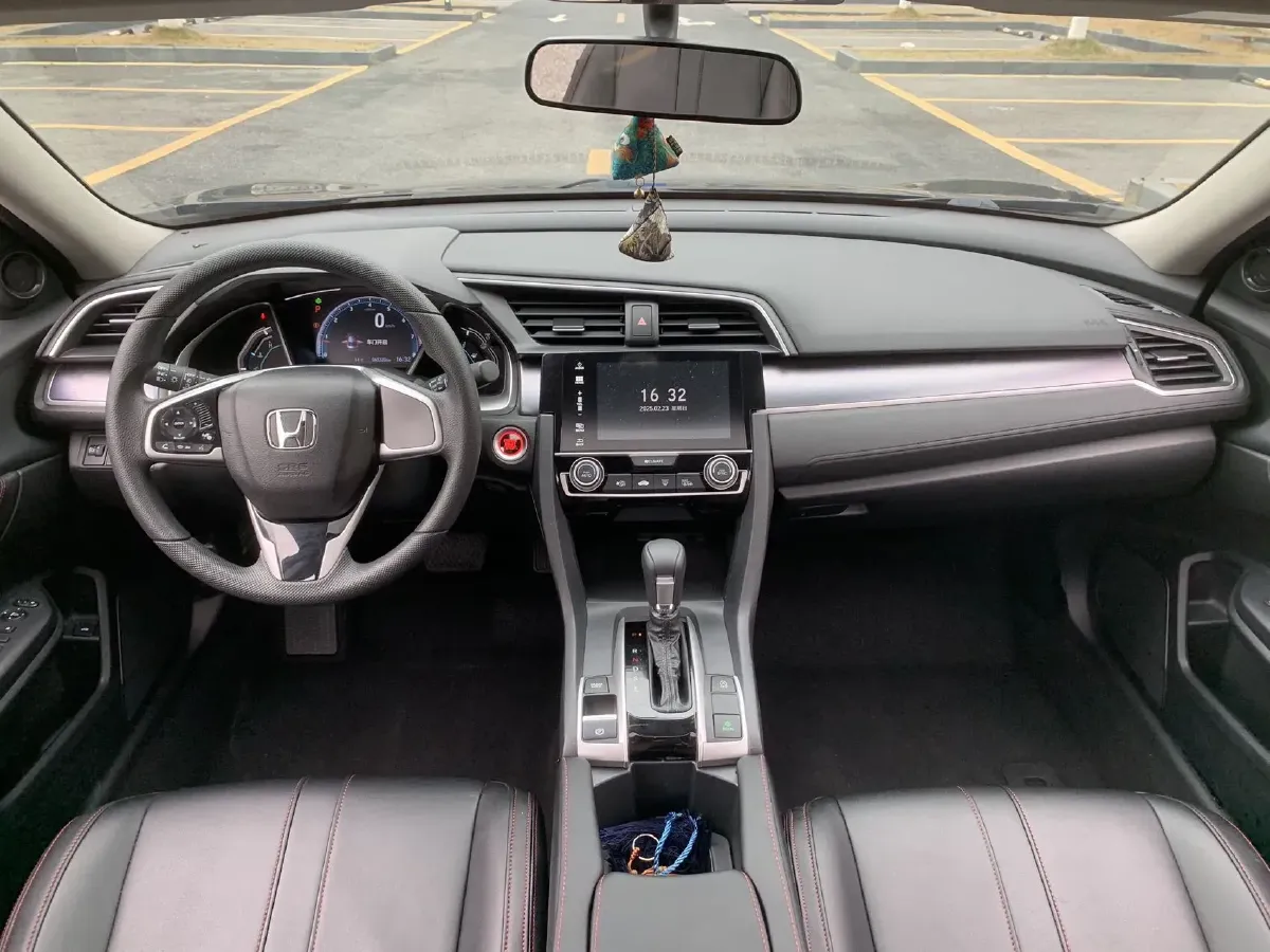 2016 Honda Civic 1.5T 177HP L4 CVT,autocango,china used car exporter,china ev exporter,chinese used car exporter,chinese used ev exporter