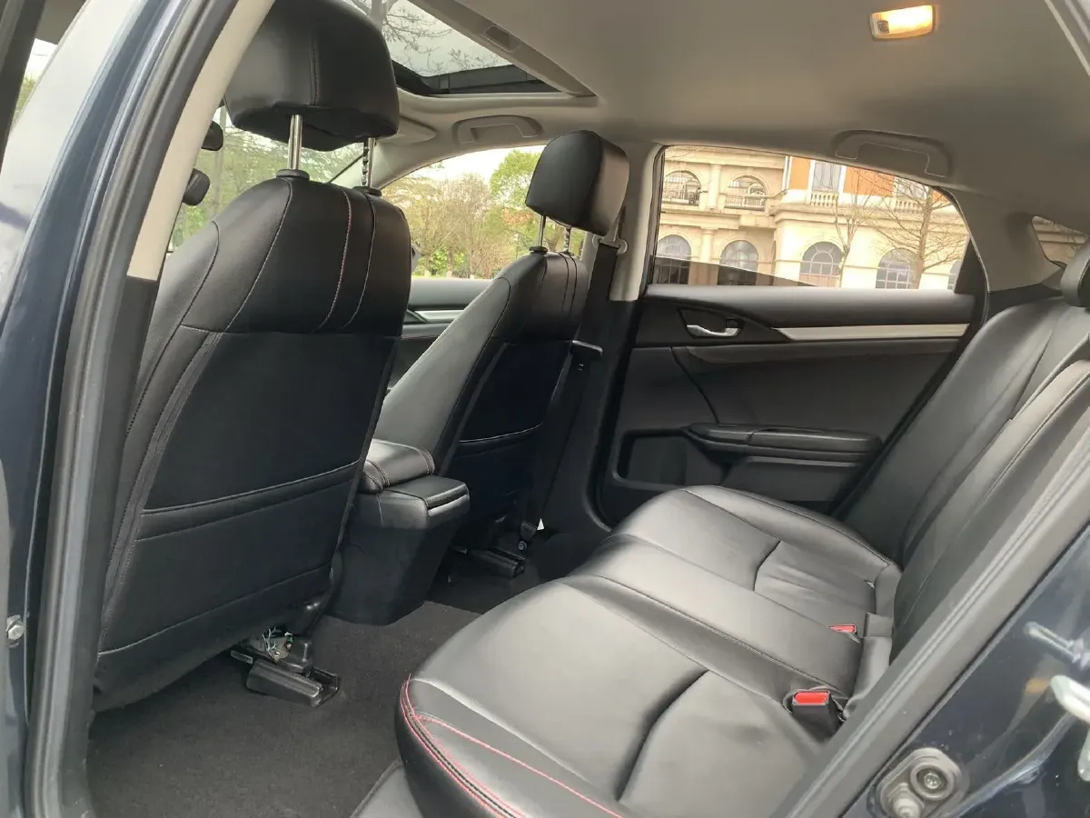 2016 Honda Civic 1.5T 177HP L4 CVT,autocango,china used car exporter,china ev exporter,chinese used car exporter,chinese used ev exporter