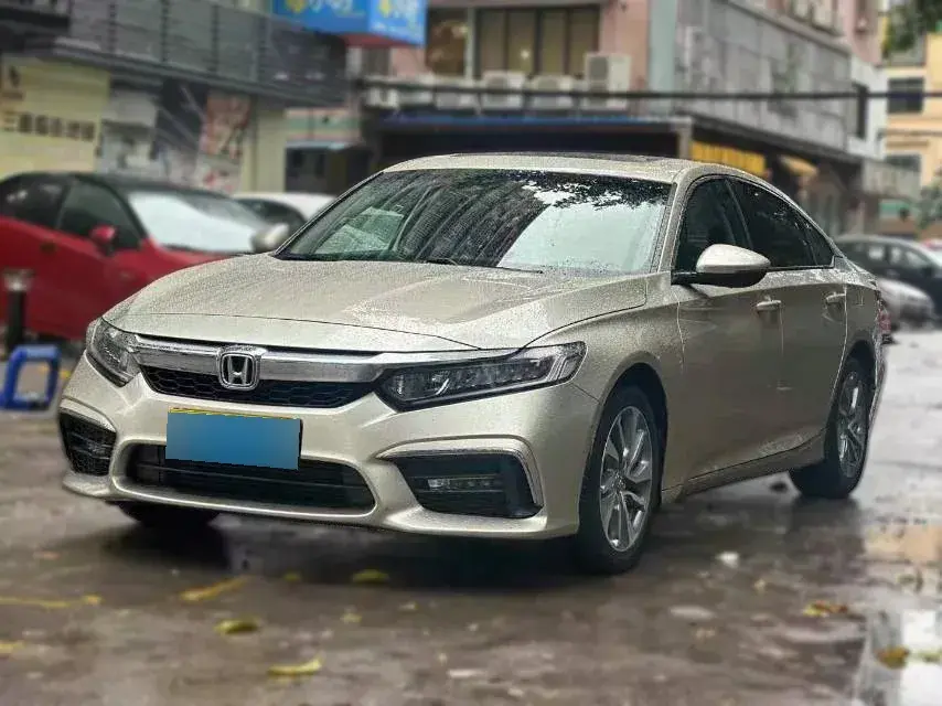 2019 Honda Inspire 1.5T 194HP L4 CVT