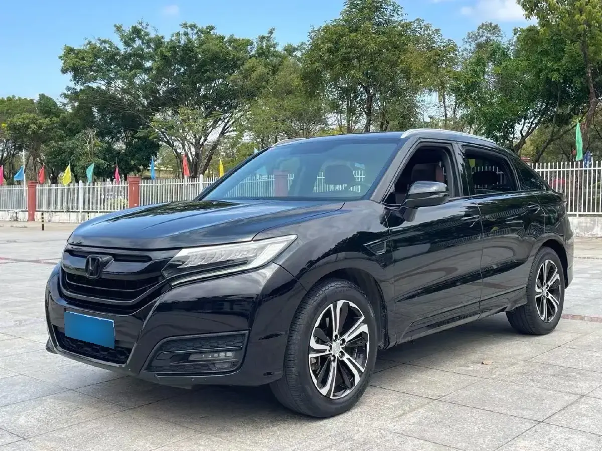 2017 Honda UR-V 2.0T 272HP L4 9AT