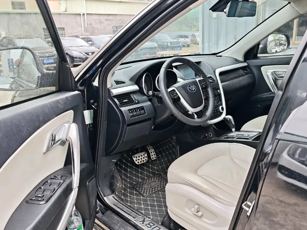 2013 Bestune X80 2.0L 147HP L4 6AT,autocango,china used car exporter,china ev exporter,chinese used car exporter,chinese used ev exporter