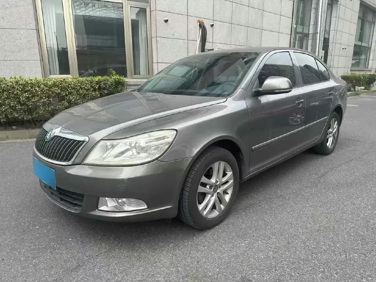 2013 Skoda Octavia 1.8T 160HP L4 7DCT