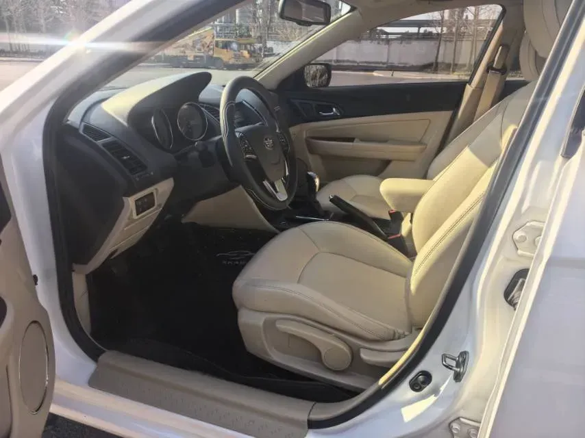 2009 Bestune B50 1.6L 103HP L4 5MT,autocango,china used car exporter,china ev exporter,chinese used car exporter,chinese used ev exporter