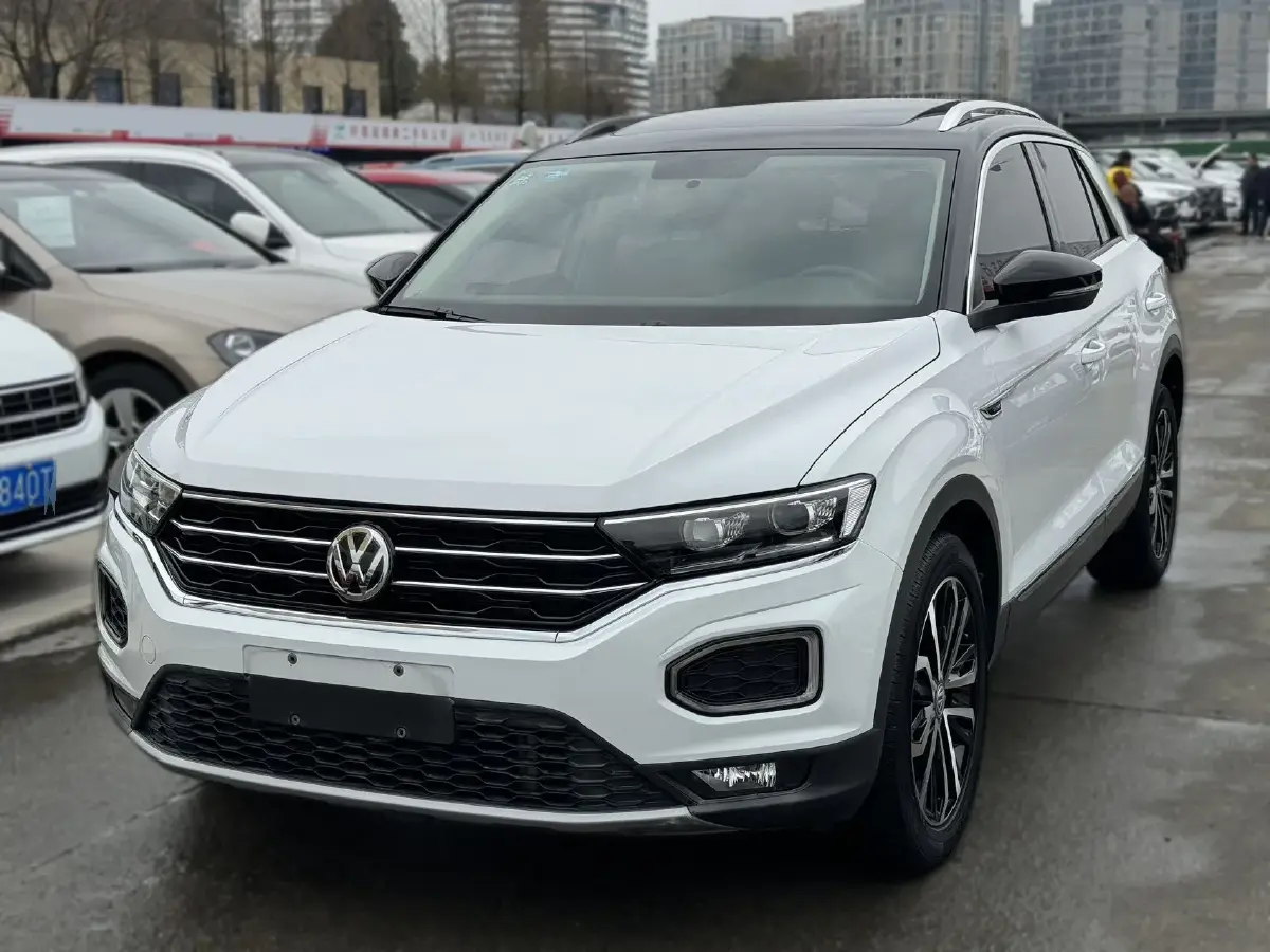 2018 Volkswagen T-Roc 1.4T 150HP L4 7DCT