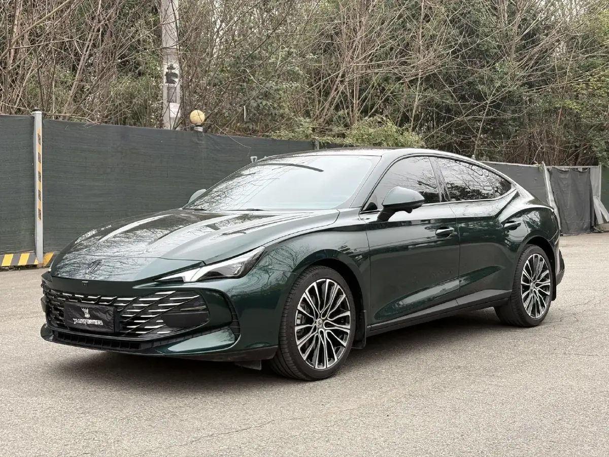 2023 MG 7 1.5T 188HP L4 7DCT