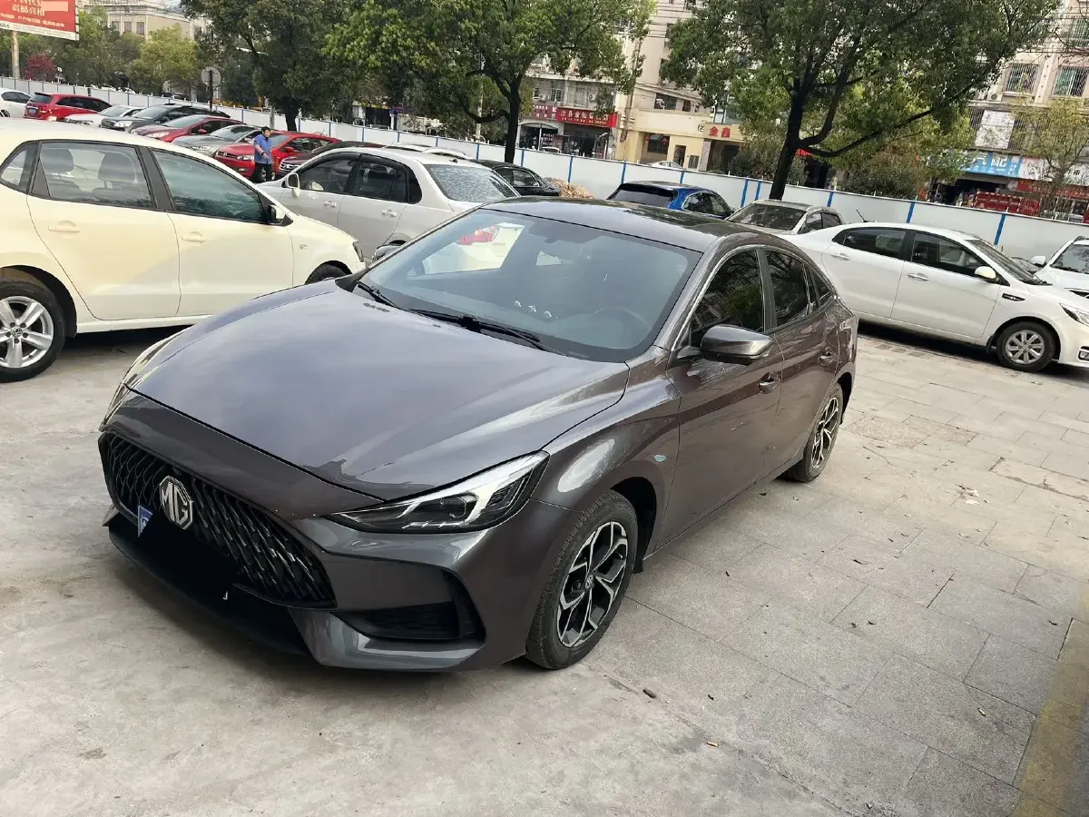 2021 MG 5 1.5L 120HP L4 CVT