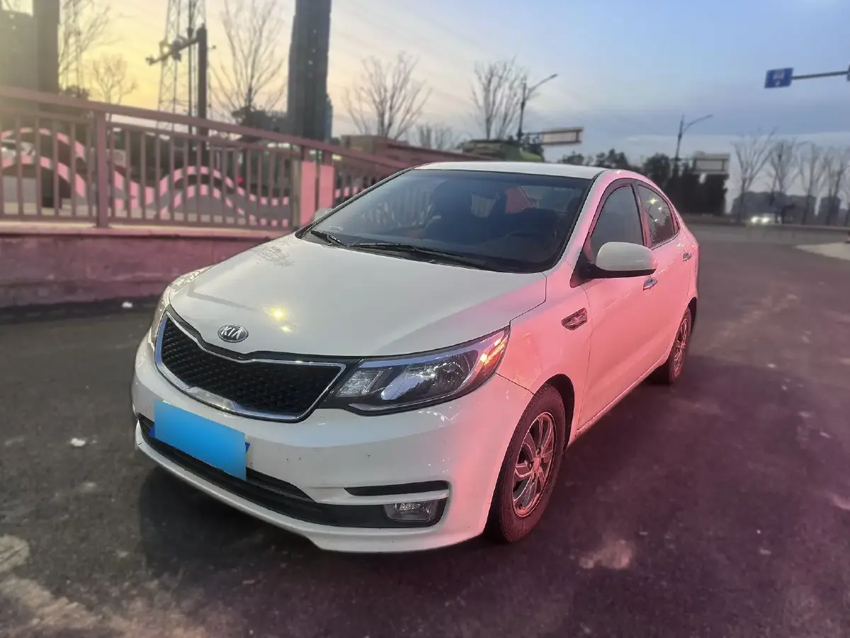 2015 Kia K2 1.4L 107HP L4 5MT