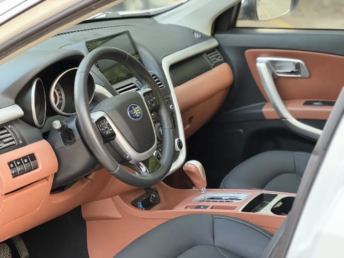 2013 Bestune X80 2.0L 147HP L4 6AT,autocango,china used car exporter,china ev exporter,chinese used car exporter,chinese used ev exporter