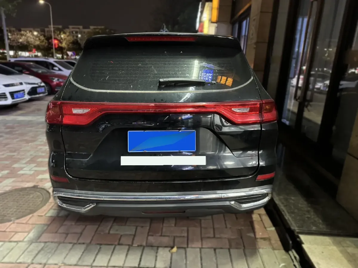 2021 Haval M6 1.5T 150HP L4 6MT,autocango,china used car exporter,china ev exporter,chinese used car exporter,chinese used ev exporter