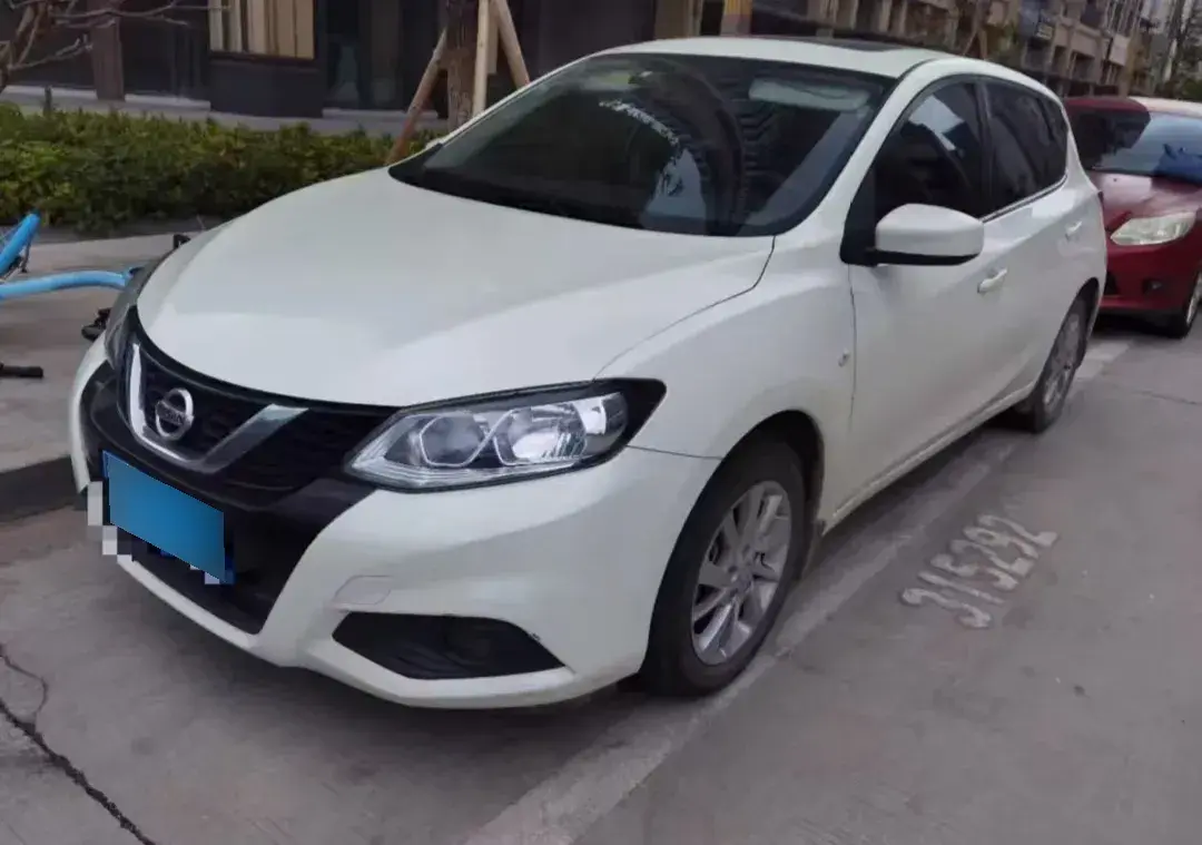2016 Nissan Tiida 1.6L 126HP L4 CVT