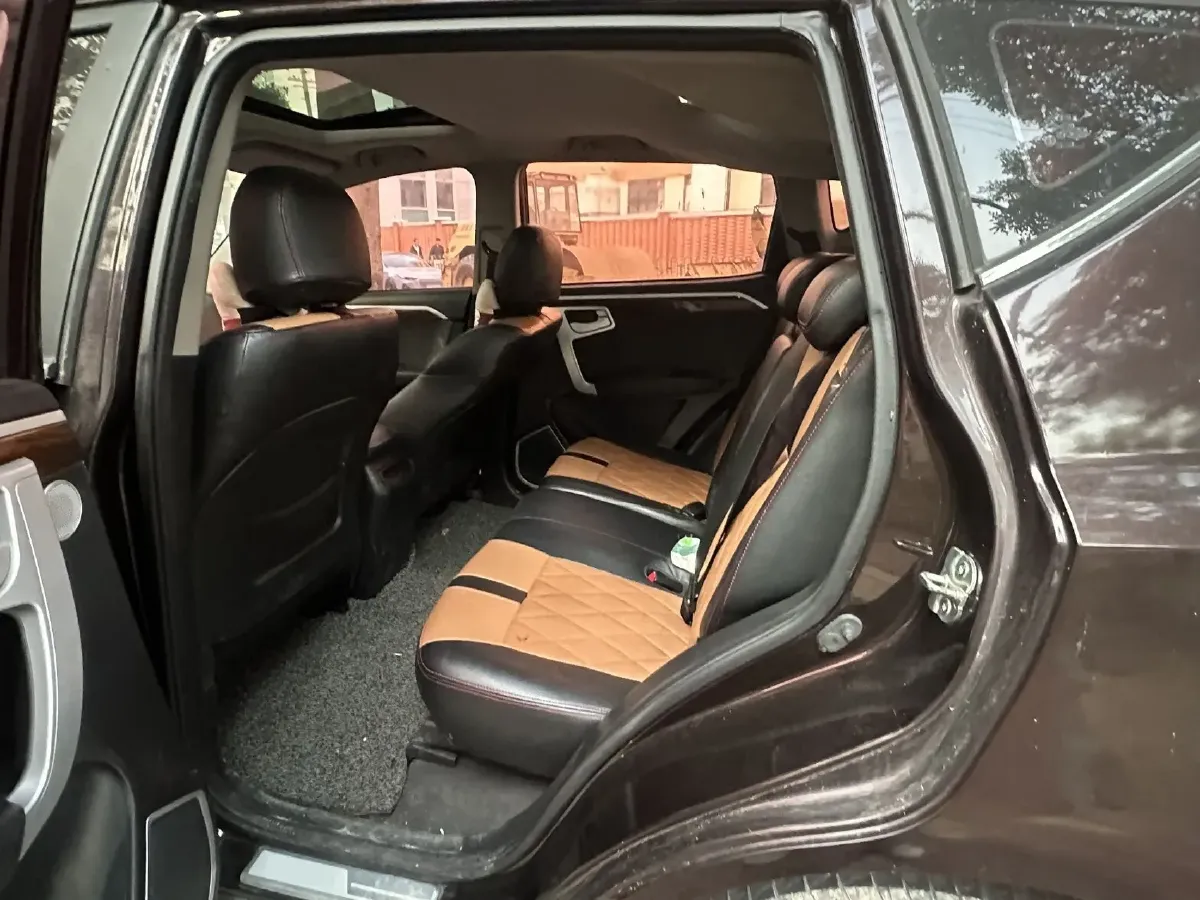 2015 Geely GX7 2.0L 141HP L4 6AT,autocango,china used car exporter,china ev exporter,chinese used car exporter,chinese used ev exporter