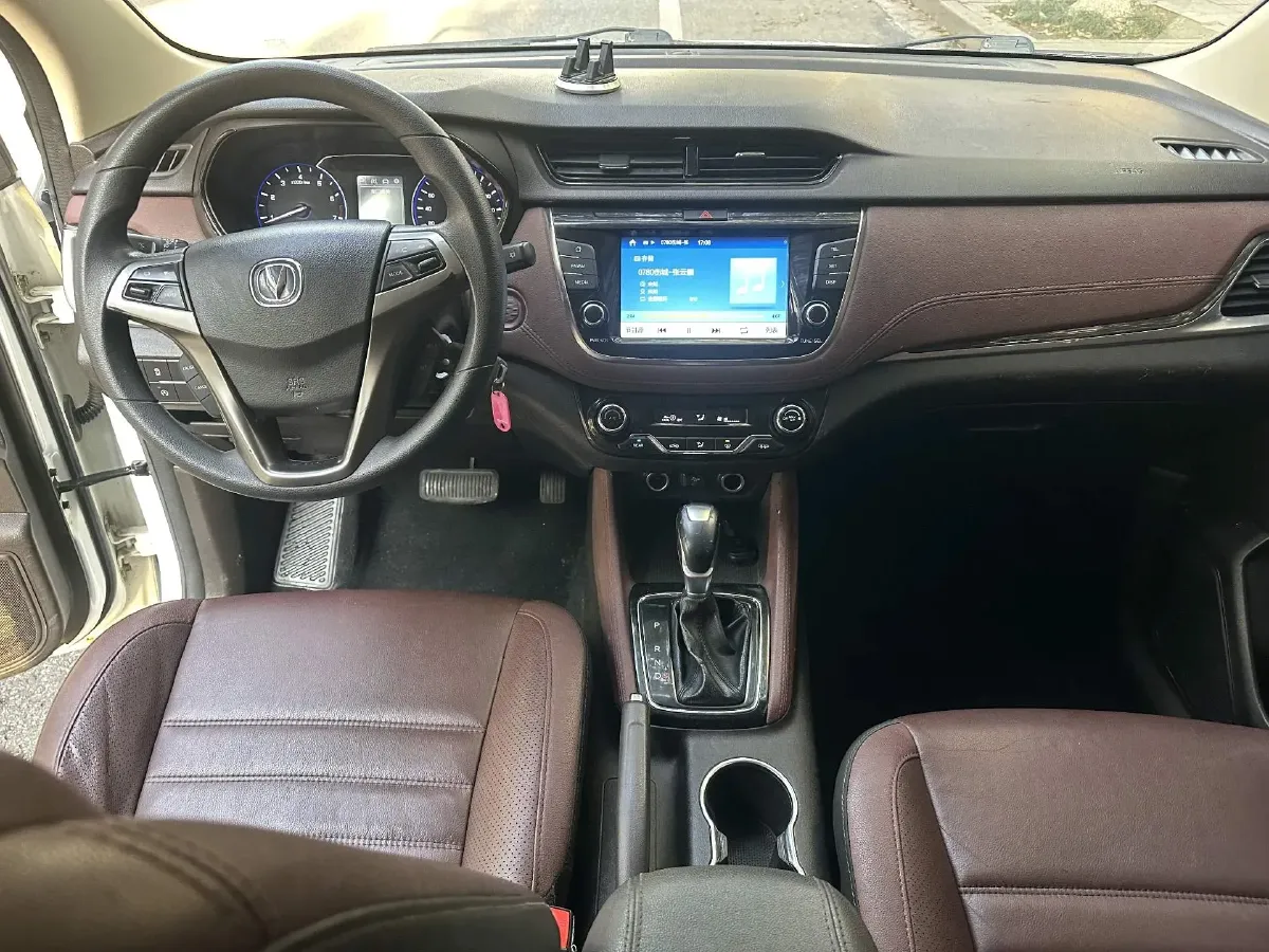 2017 ChangAn Linmax 1.5T 156HP L4 6AT,autocango,china used car exporter,china ev exporter,chinese used car exporter,chinese used ev exporter