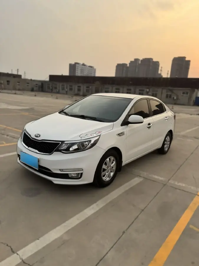 2015 Kia K2 1.4L 107HP L4 5MT