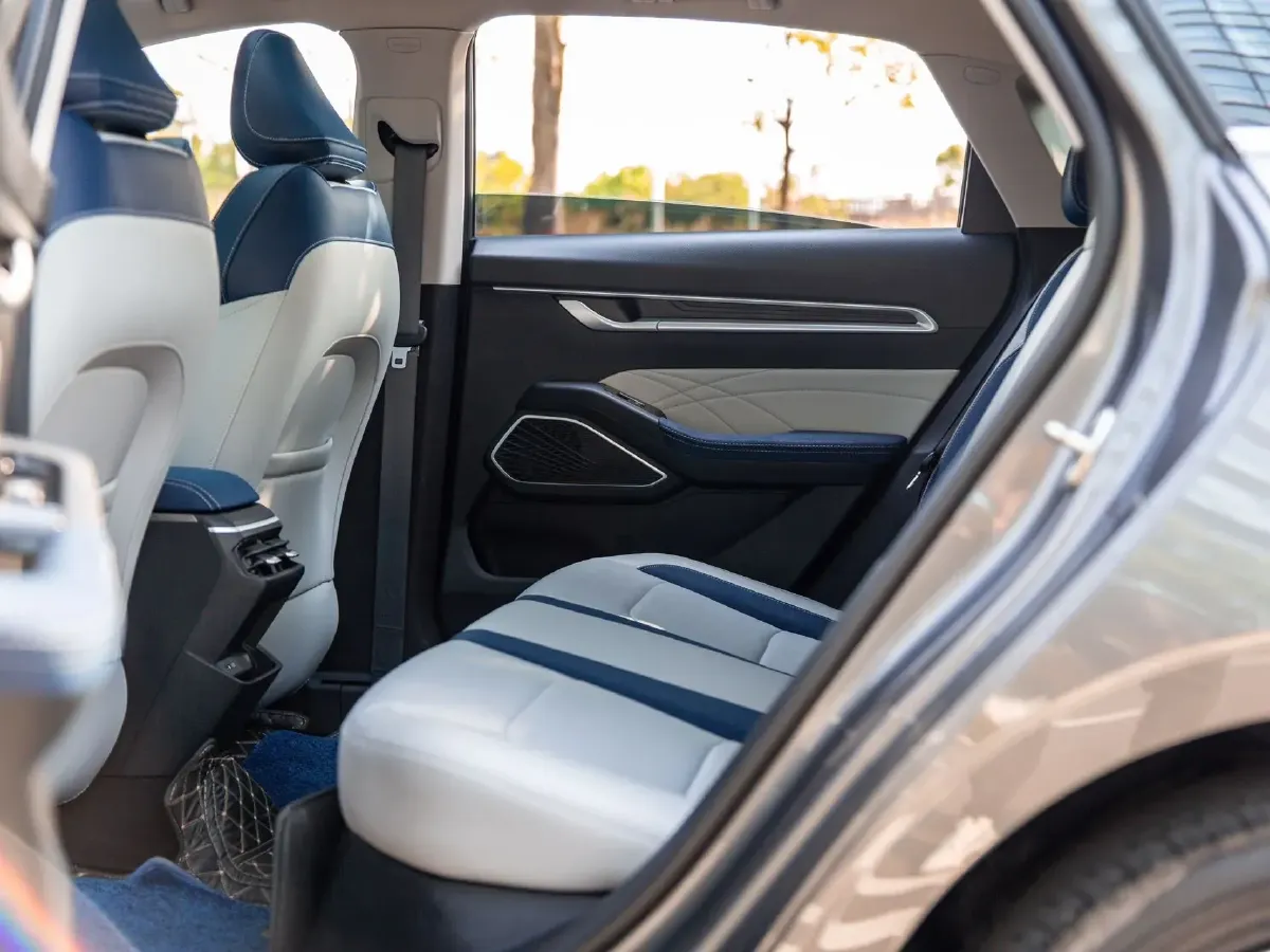 2013 Geely Emgrand Classic 1.8L 139HP L4 CVT,autocango,china used car exporter,china ev exporter,chinese used car exporter,chinese used ev exporter