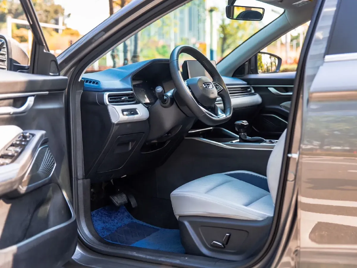 2013 Geely Emgrand Classic 1.8L 139HP L4 CVT,autocango,china used car exporter,china ev exporter,chinese used car exporter,chinese used ev exporter