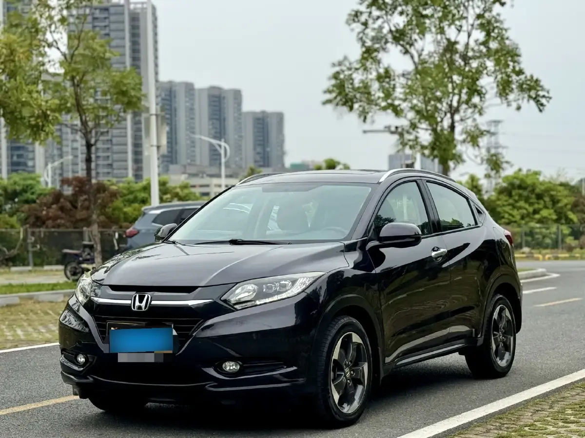 2015 Honda Vezel 1.8L 136HP L4 CVT