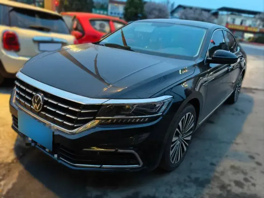 2021 Volkswagen Passat 2.0T 186HP L4 7DCT