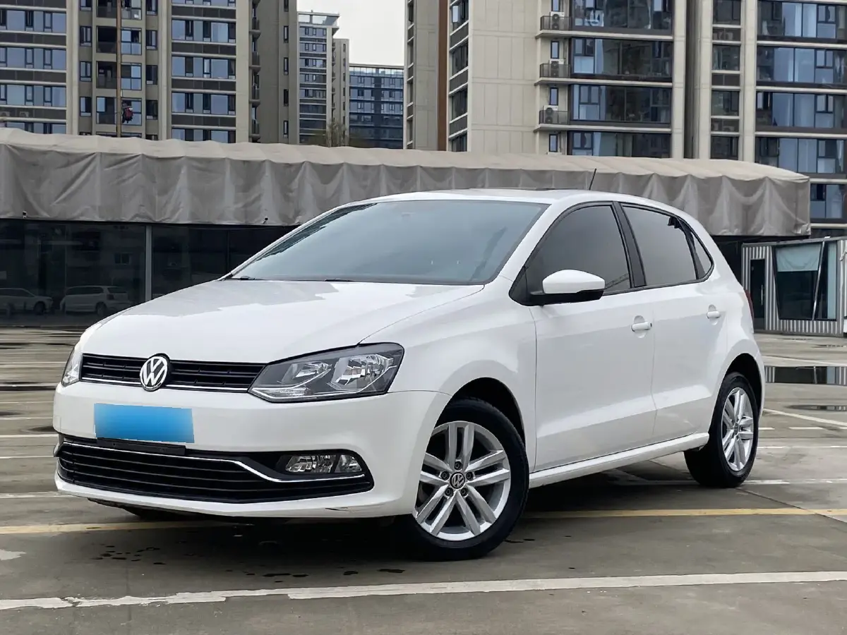 2016 Volkswagen Polo 1.6L 110HP L4 5MT