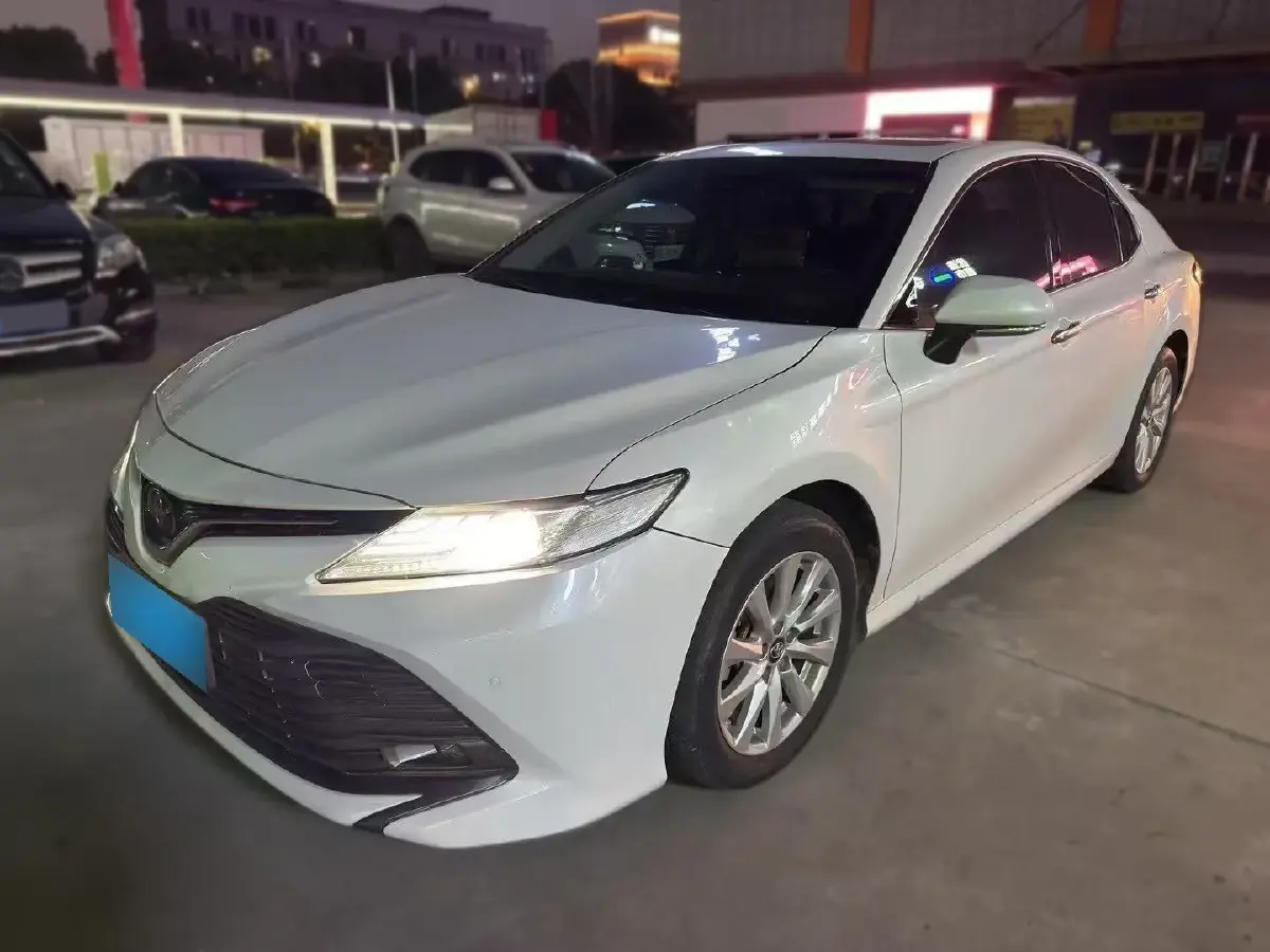 2019 Toyota Camry 2.0L 178HP L4 CVT