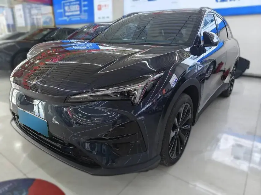 2025 ARCFOX αT5 BEV 79.2KWH