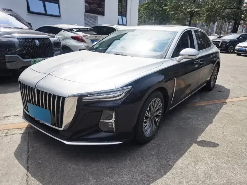 2023 HongQi H5 2.0T 224HP L4 8AT