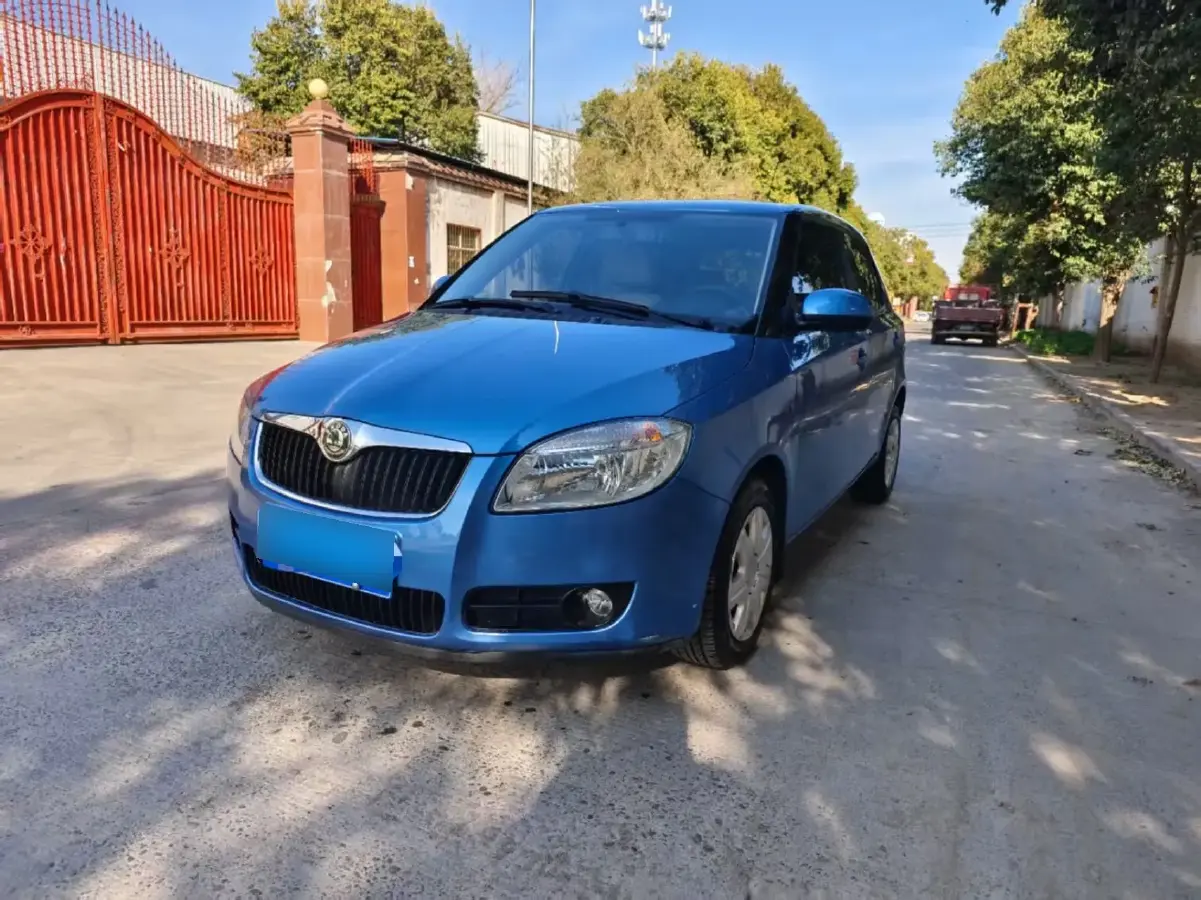 2009 Skoda Fabia 1.4L 86HP L4 6AT