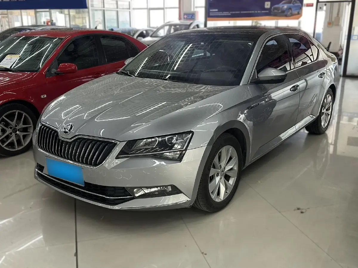 2018 Skoda Superb 1.4T 150HP L4 7DCT