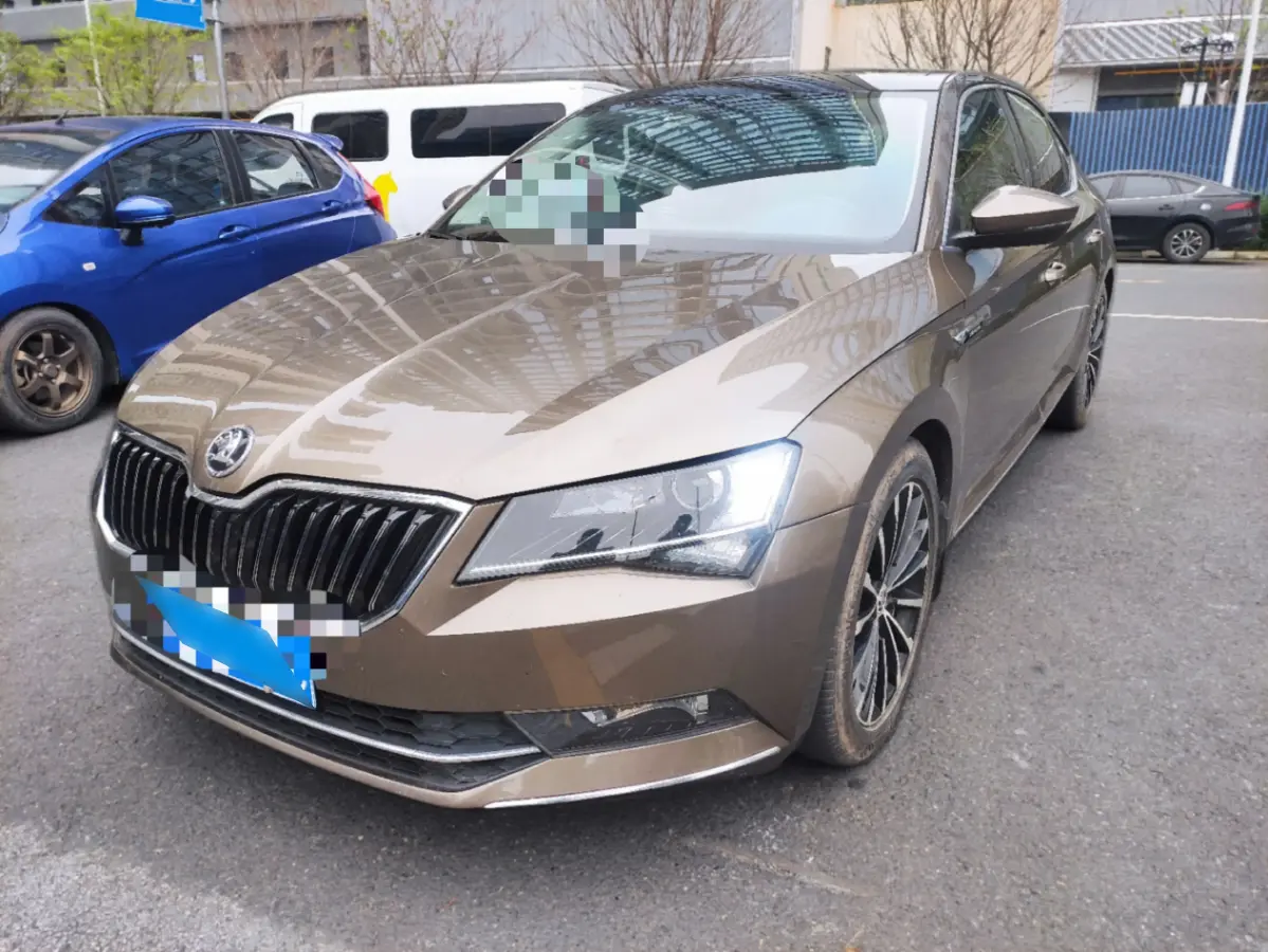 2016 Skoda Superb 1.4T 150HP L4 7DCT