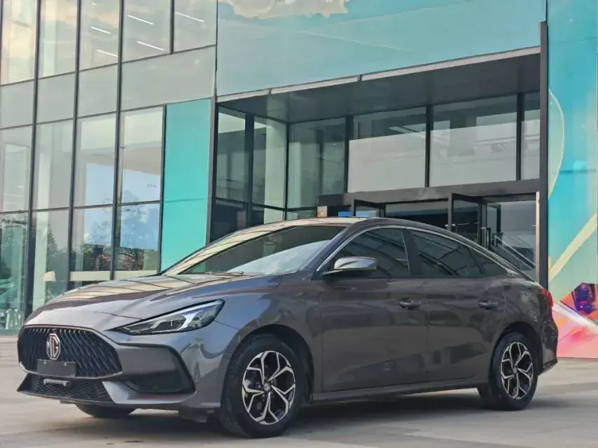 2021 MG 5 1.5L 120HP L4 CVT