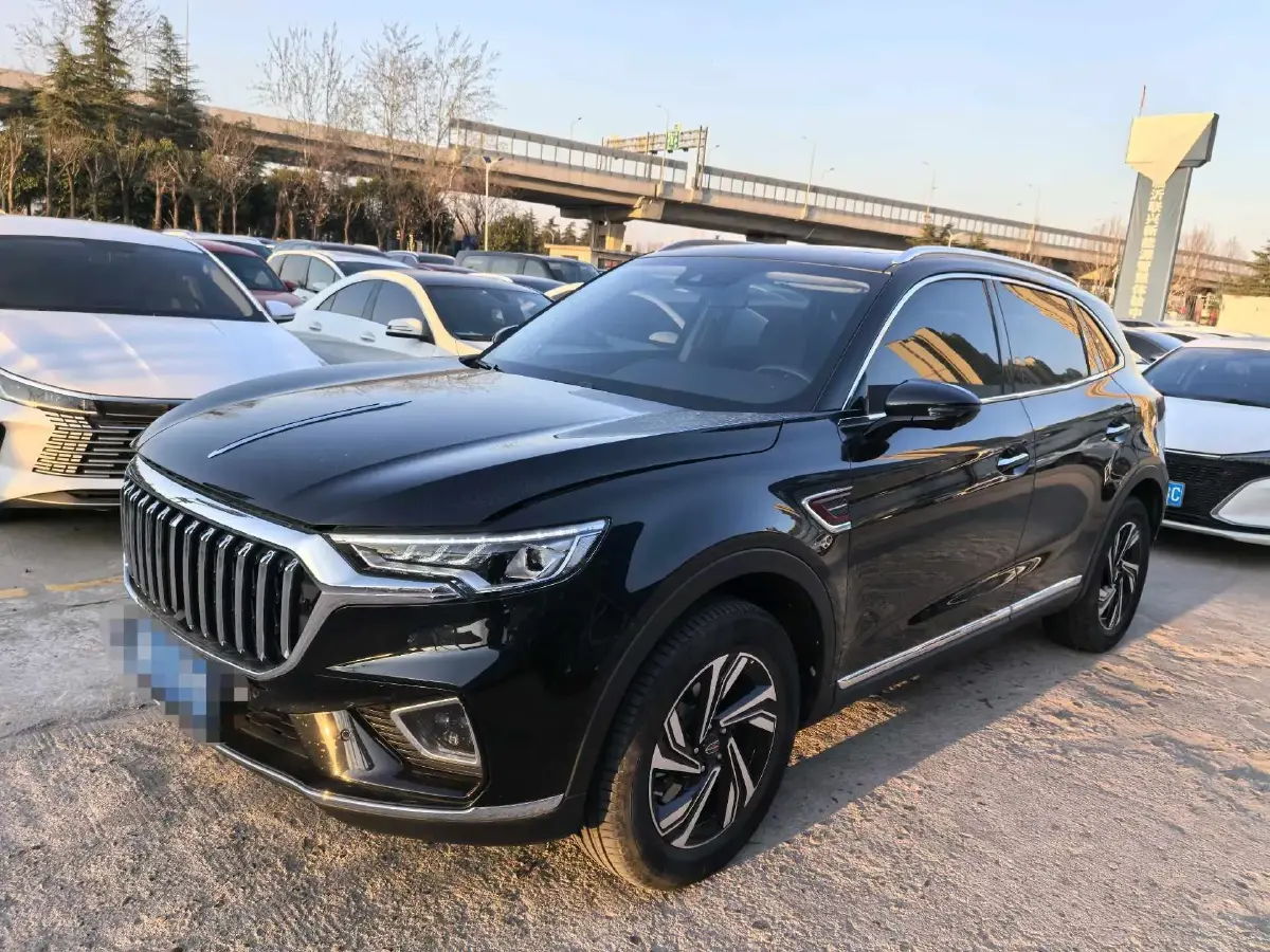 2022 HongQi HS5 2.0T 224HP L4 6AT