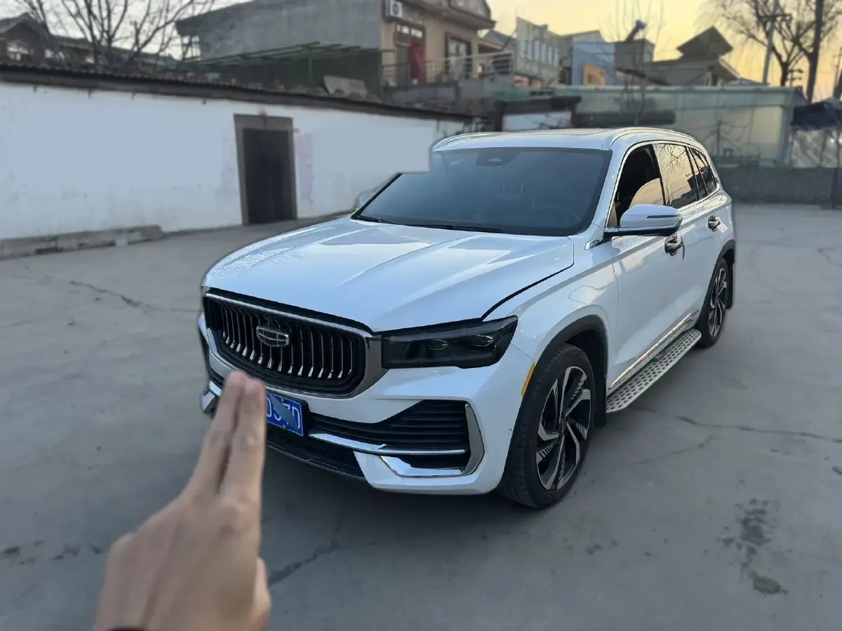 2021 Geely Monjaro 2.0T 238HP L4 8AT