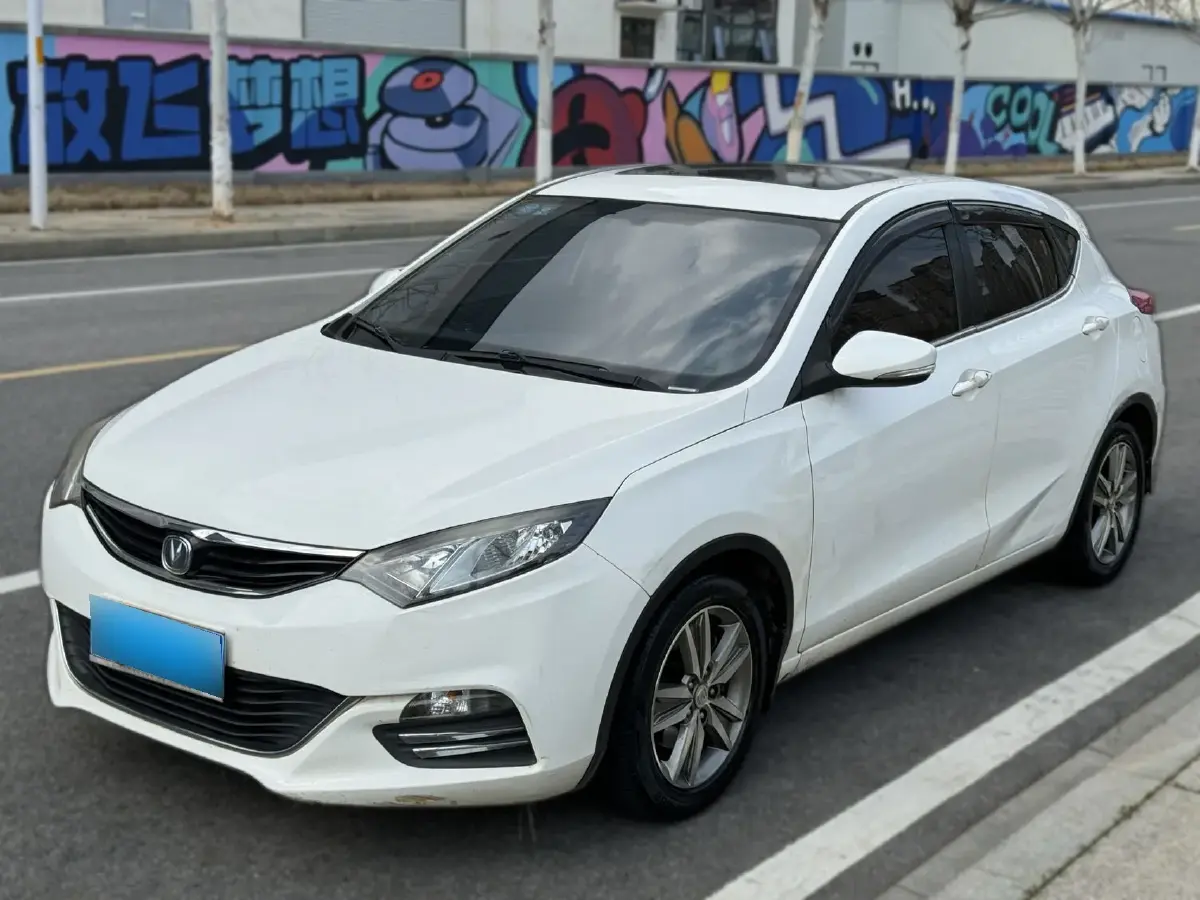 2015 ChangAn Eado XT 1.6L 125HP L4 4AT