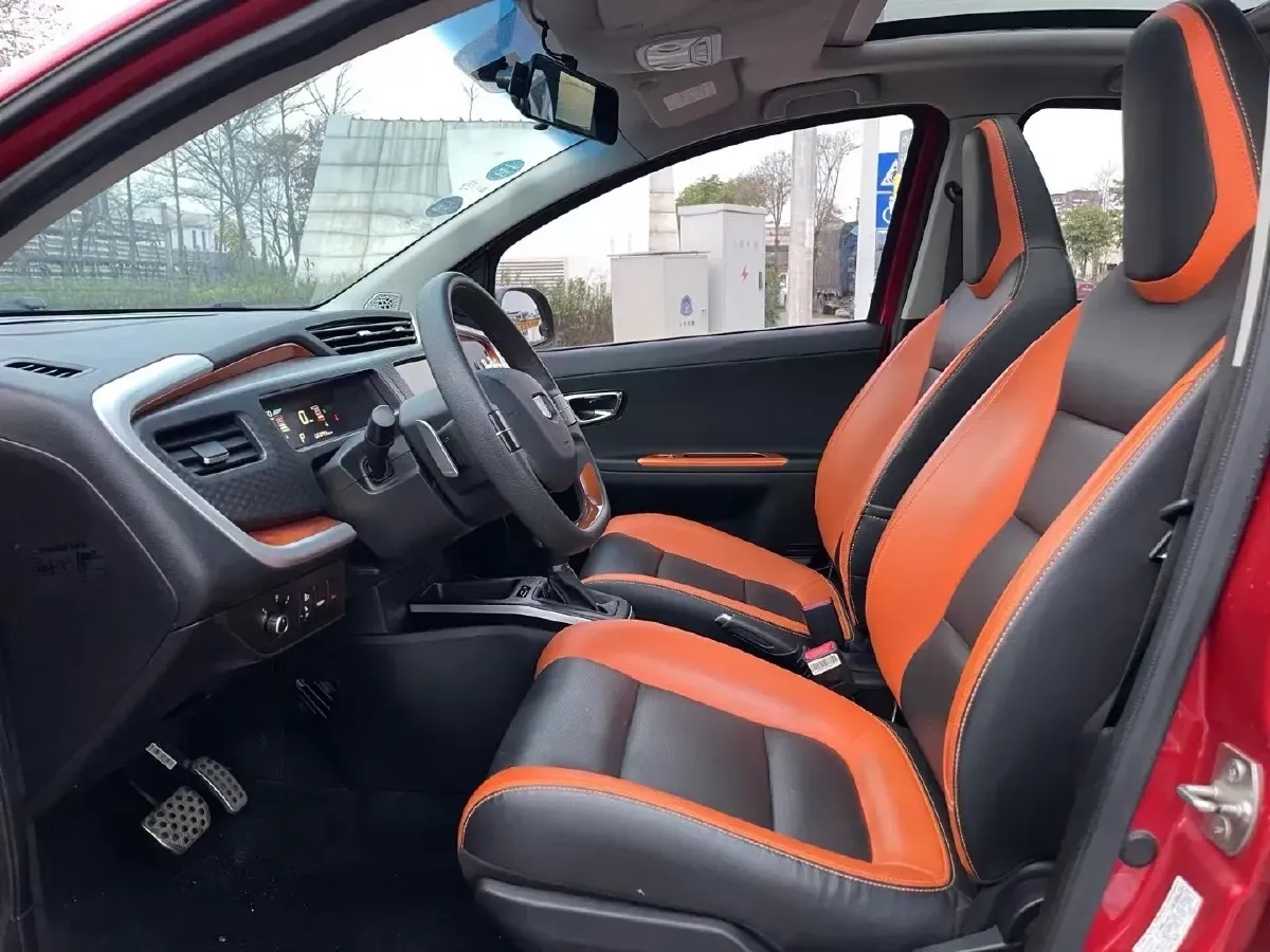 2017 Geely Vision X1 1.3L 88HP L4 4AT,autocango,china used car exporter,china ev exporter,chinese used car exporter,chinese used ev exporter