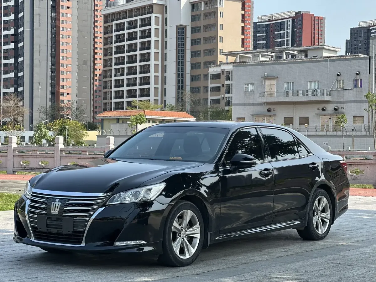 2015 Toyota Crown 2.5L 193HP V6 6AT,autocango,china used car exporter,china ev exporter,chinese used car exporter,chinese used ev exporter