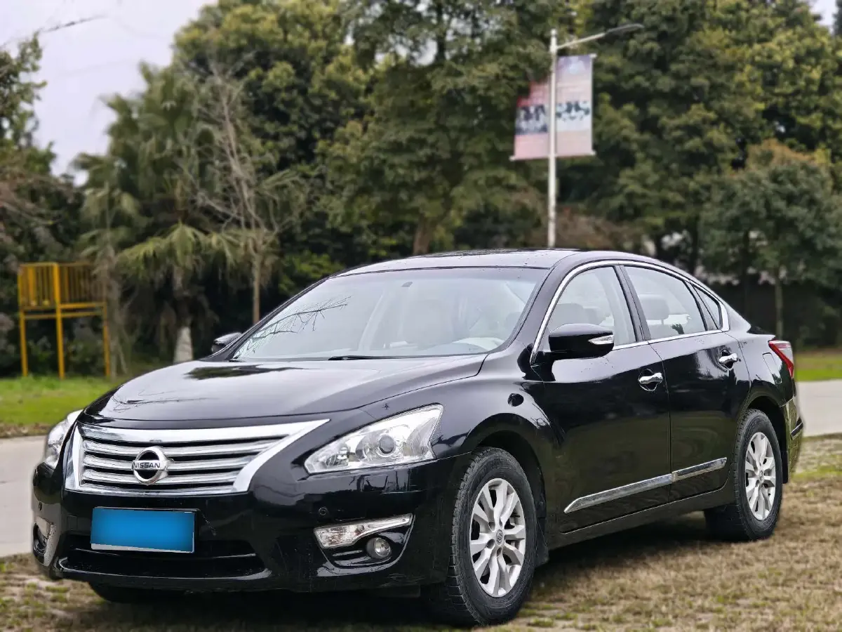 2013 Nissan Teana 2.5L 186HP L4 CVT